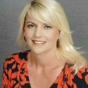 Real Estate Agent and Mentor ~ April Dawn Caldwell Signs Book Deal with T&S Publishing, LP.