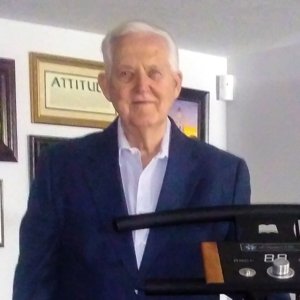 Dr. Terrance Cooper - Consulting Physician for Lifetime Vibe - On How a Whole Body Vibration Machine Made for Seniors Helps the Body Heal Itself