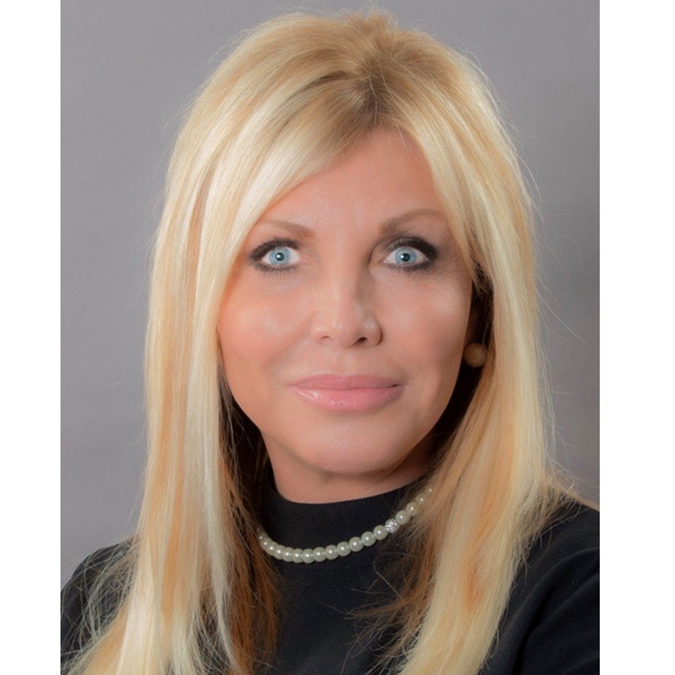 Kathy MayMartin, Knoxville, TN Area Real Estate Agent, Reaches Amazon