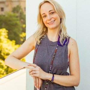 The Corporate Yogi Podcast with Stephanie Mitchell, Founder of The Elite Corporate Yogi Program and The Rolling Mat Mobile Yoga Studio