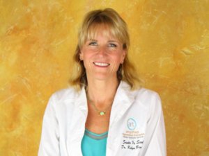 Dr. Robyn Benson, DOM and Regenerative Medicine Specialist, offers the PRP based O-Shot® in Santa Fe, NM